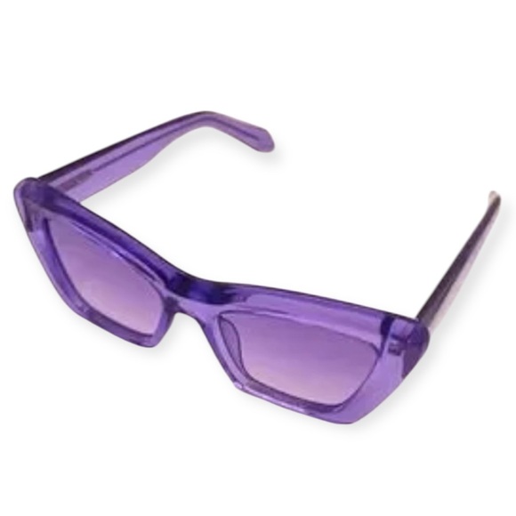 QUAY On The Radio Sunglasses Purple Frame Purple Gradient Lens Cat Eye NWT - Picture 6 of 14
